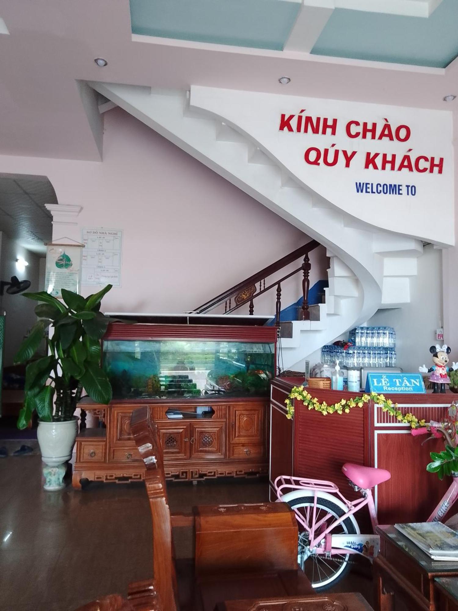 Nha Nghi Hang Nga Dong Hoi Exterior foto